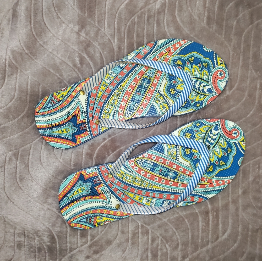 Vera Bradley | Marina Paisley Print Flip Flops Size 5-6